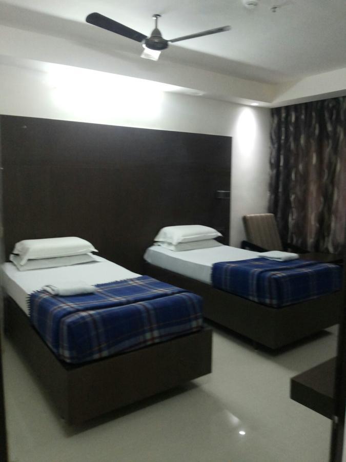 Hotel Surya Rajahmundry Exterior photo